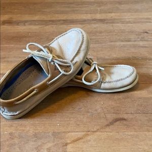 Sperry boat shoes